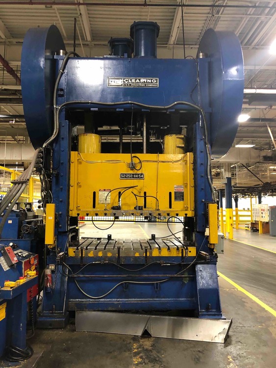 1984 CLEARING 250 TON SS Straight Side, Double Crank (Single Action) Presses | Timco, Inc.